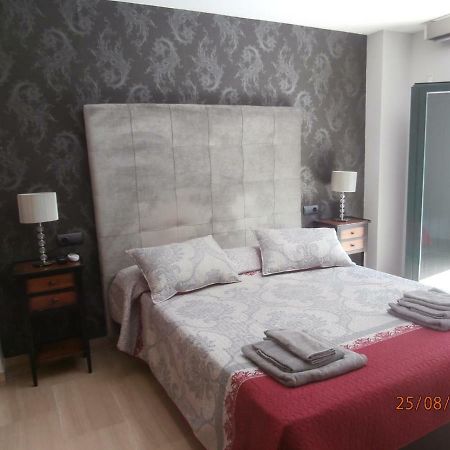 Apartamento Deluxe Centro Historico Apartment เซบีญา ภายนอก รูปภาพ