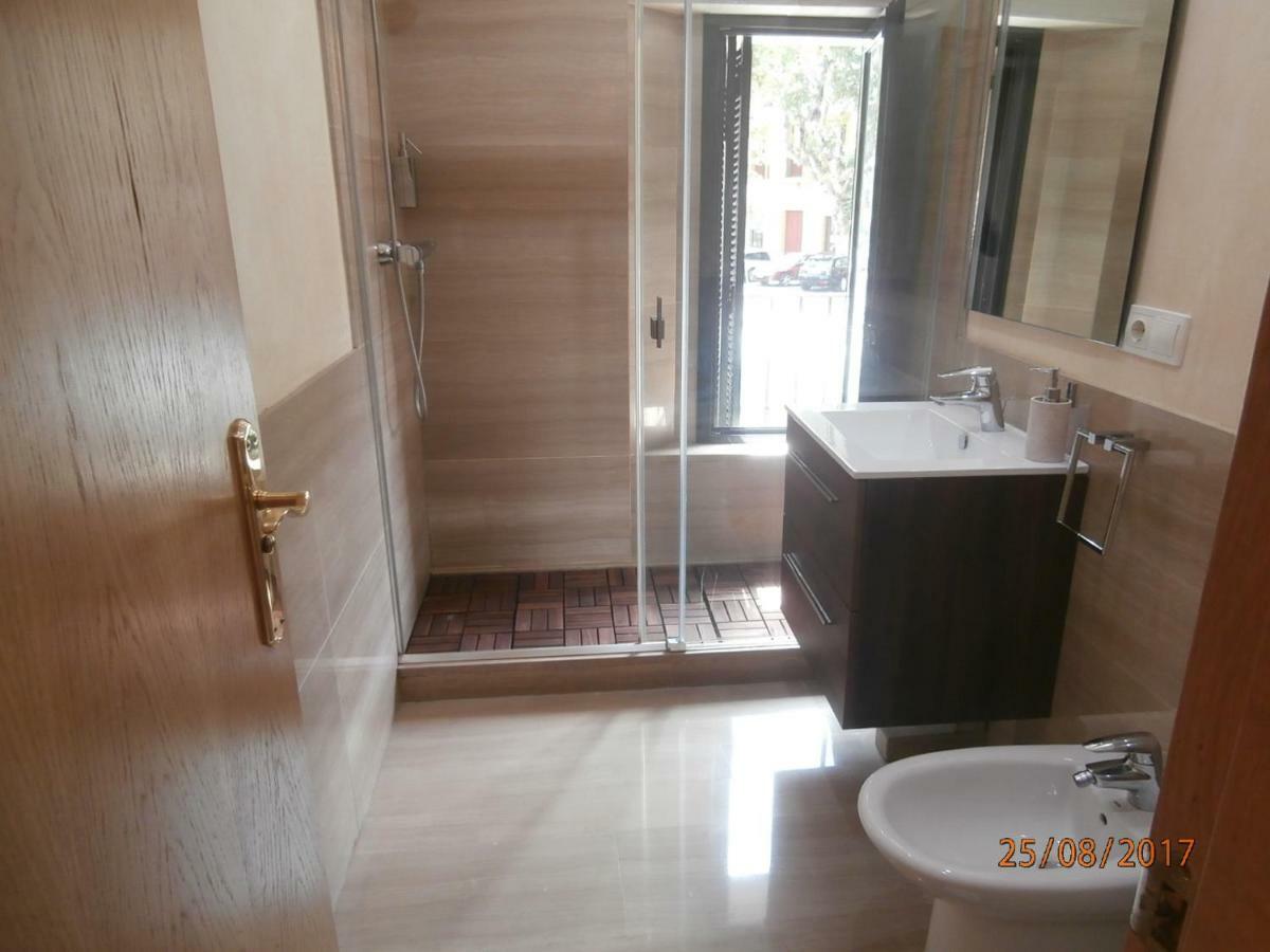 Apartamento Deluxe Centro Historico Apartment เซบีญา ภายนอก รูปภาพ